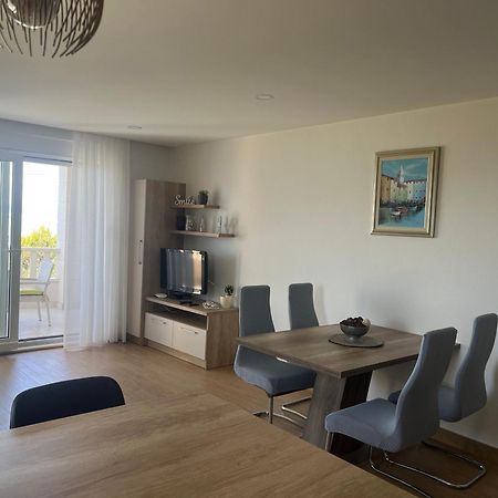 Waterfront Apartments - Тучепи Екстер'єр фото